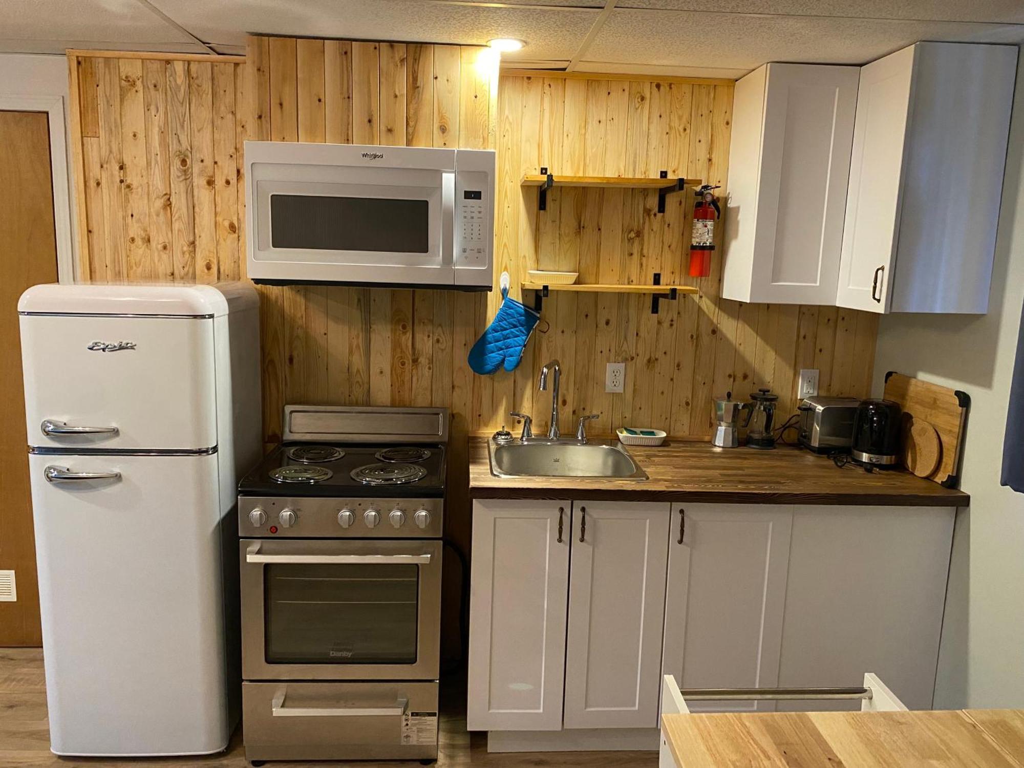 Chalets Les Chanterelles De Forillon L'Anse-au-Griffon Exterior photo